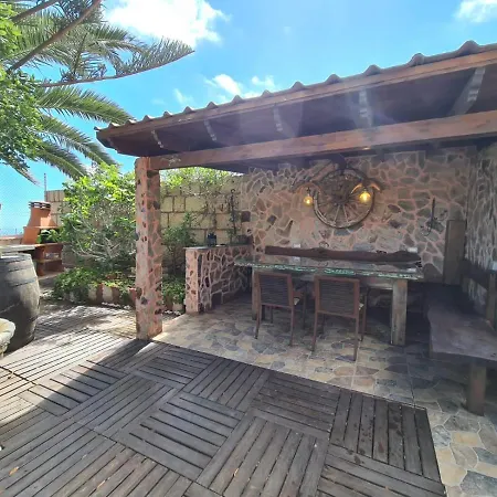 Tatil Evi Almendro
