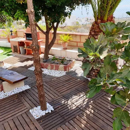 Dom wakacyjny Almendro *