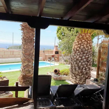 Almendro Tatil Evi Arico Viejo